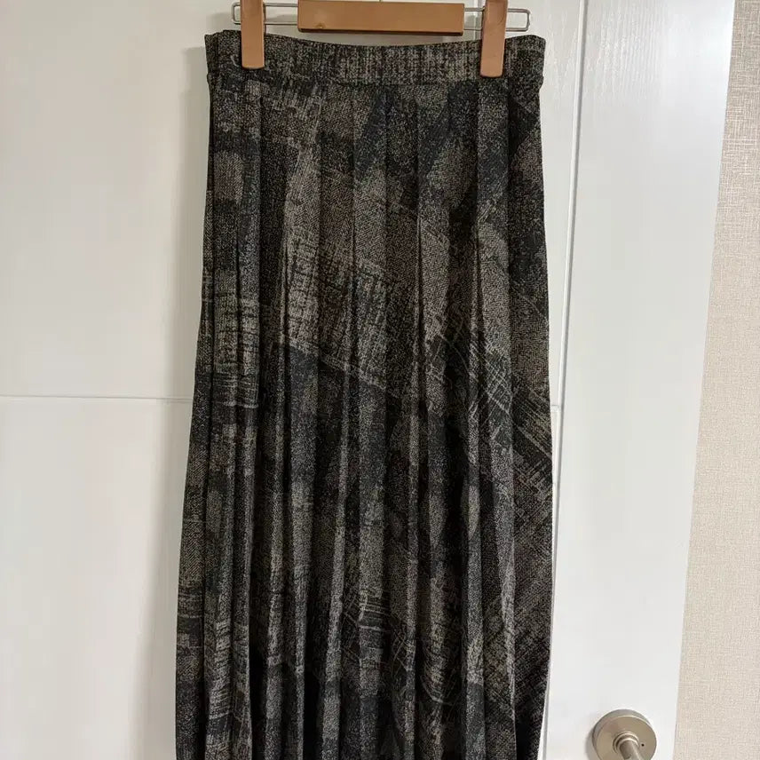 [BUNJANG] Vintage Pleated Long Skirt / (일본 수입 빈티지)스커트 플리츠 롱 치마 캐주얼