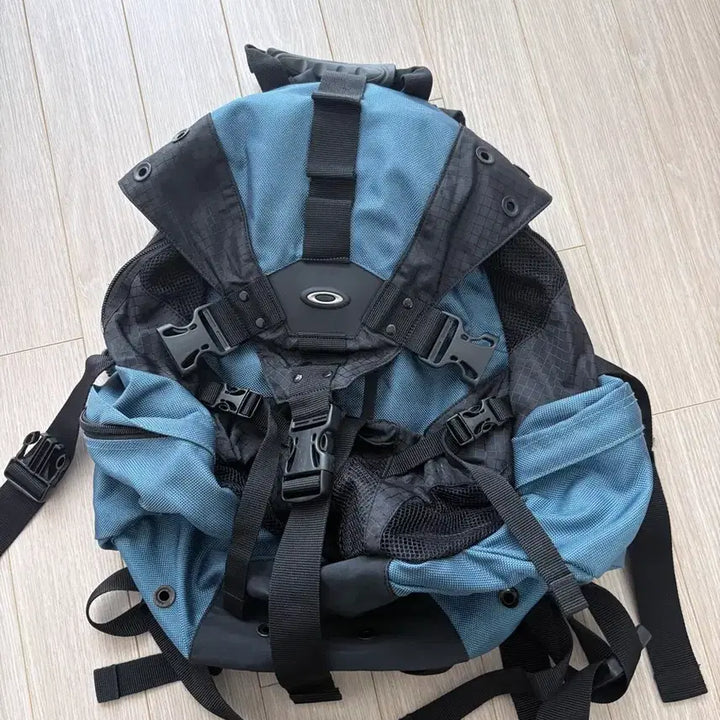 [BUNJANG] Oakley Backpack Blue Icon / 오클리 백팩 블루 아이콘