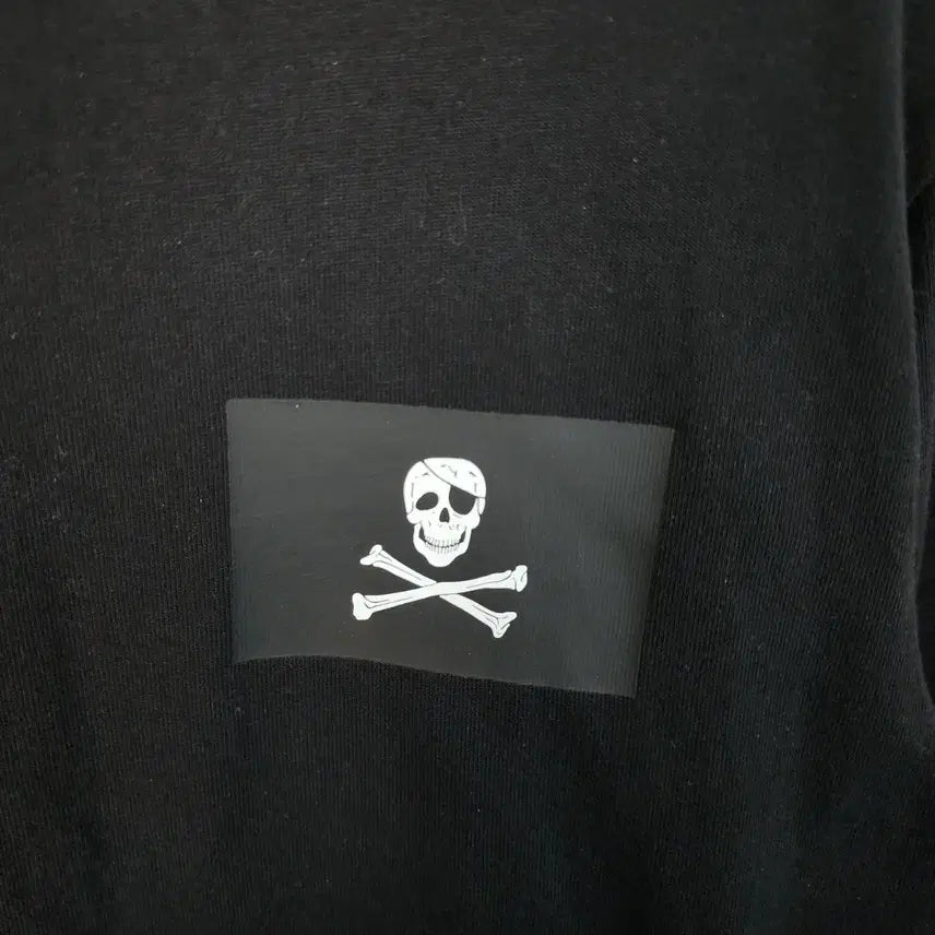 [BUNJANG] The North Face Skull Long Sleeve T-shirt / 노스페이스 해골 긴팔티 블랙