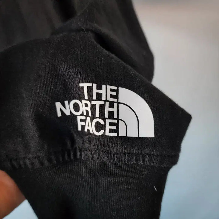 [BUNJANG] The North Face Skull Long Sleeve T-shirt / 노스페이스 해골 긴팔티 블랙