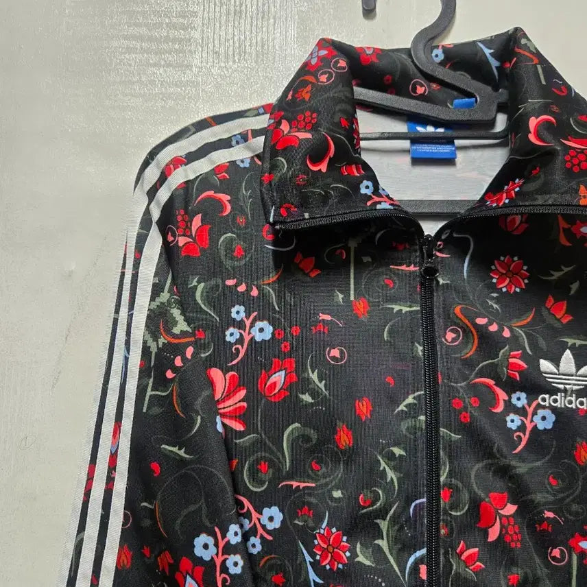 [BUNJANG] Adidas Firebird Flower Track Jacket / 아디다스 플라워 파이어버드 져지 100
