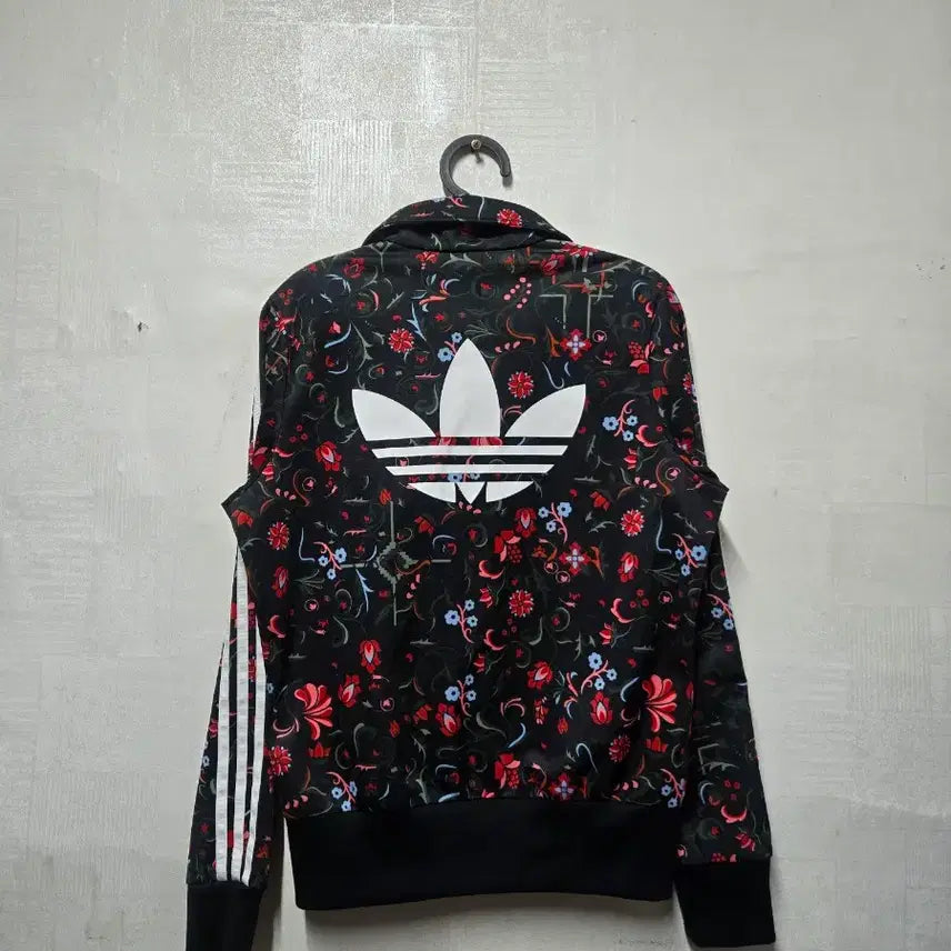 [BUNJANG] Adidas Firebird Flower Track Jacket / 아디다스 플라워 파이어버드 져지 100