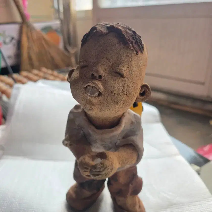 [BUNJANG] Handmade Clay Doll / 점토로 만들어진 인형