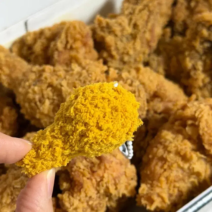 [BUNJANG] Fried Chicken Leg Crochet Keyring / 후라이드 닭다리 치킨 뜨개 키링