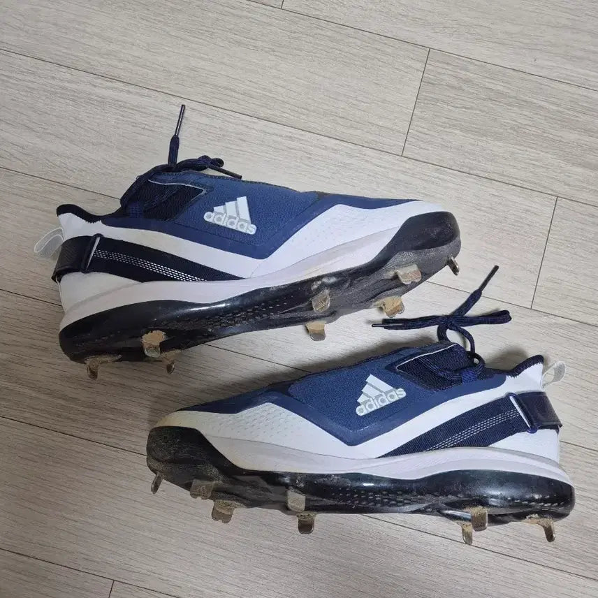 [BUNJANG] Adidas Cleats (Size 280) - Used / 아디다스 징스파이크화 포인트화 급처합니다(280)