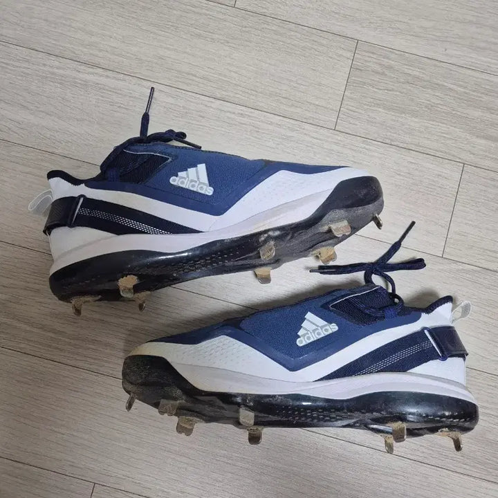 [BUNJANG] Adidas Cleats (Size 280) - Used / 아디다스 징스파이크화 포인트화 급처합니다(280)