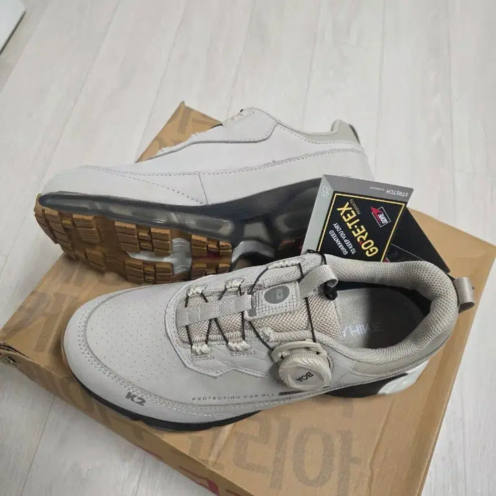 [BUNJANG] K2 Flyhike Cloud LE (W6) Hiking Shoes / K2  플라이하이크 클라우드 LE(W6) 240mm 팝니다