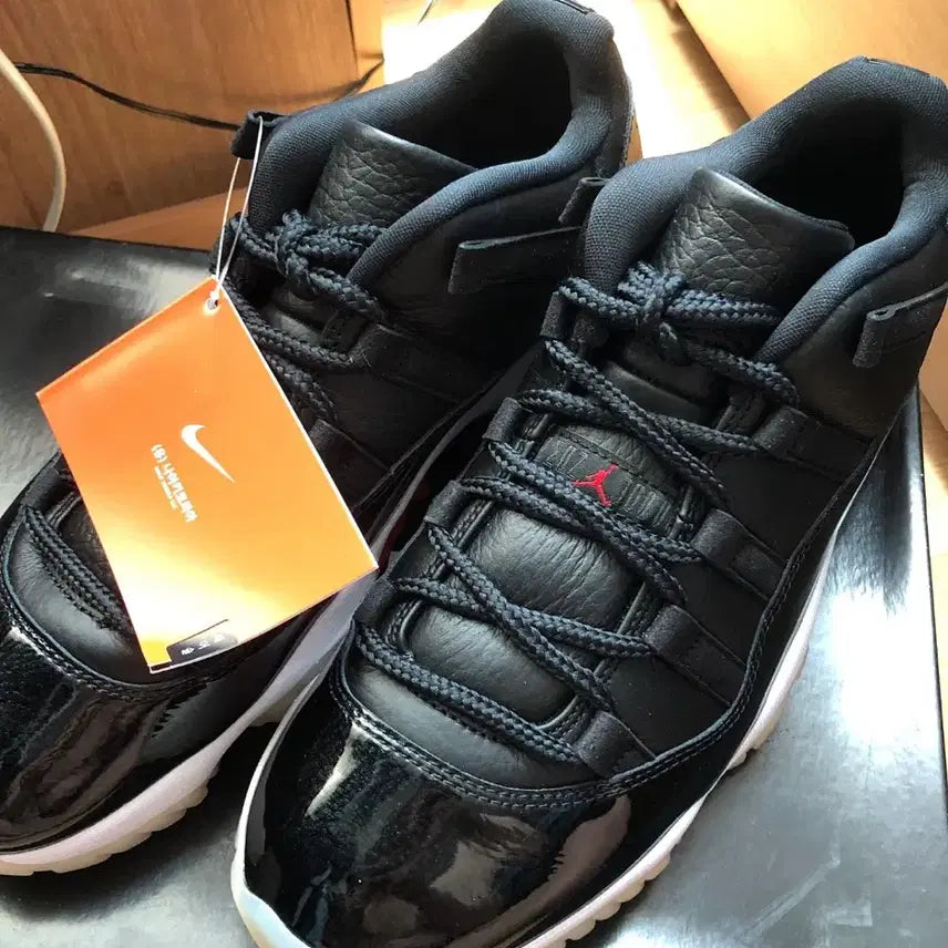 [BUNJANG] Nike Air Jordan 11 72-10 Low 265mm / 나이키 조던11 72-10 로우 265mm 새제품