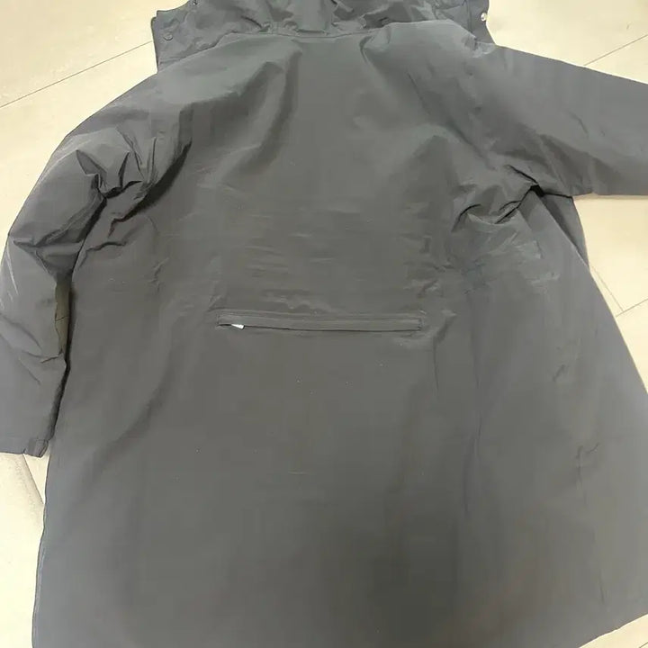 [SOLD OUT] 까웨 x 엔지니어드가먼츠 파카 새상품 판매해요