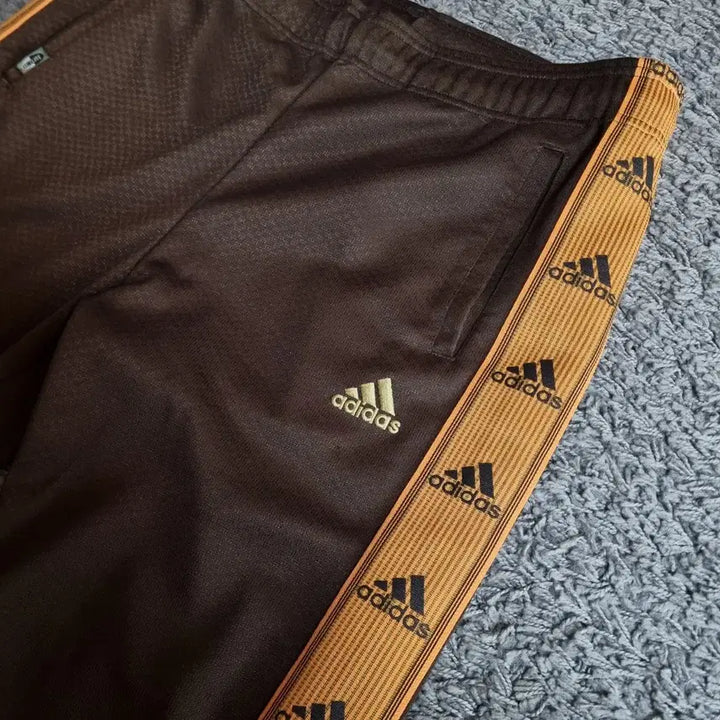 [BUNJANG] Adidas Japan Track Pants M Vintage / 아디다스 재팬 트랙팬츠 츄리닝 트레이닝 바지 M 빈티지