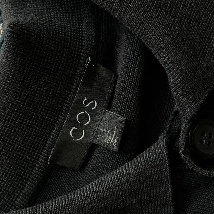 [SOLD OUT] COS 가디건