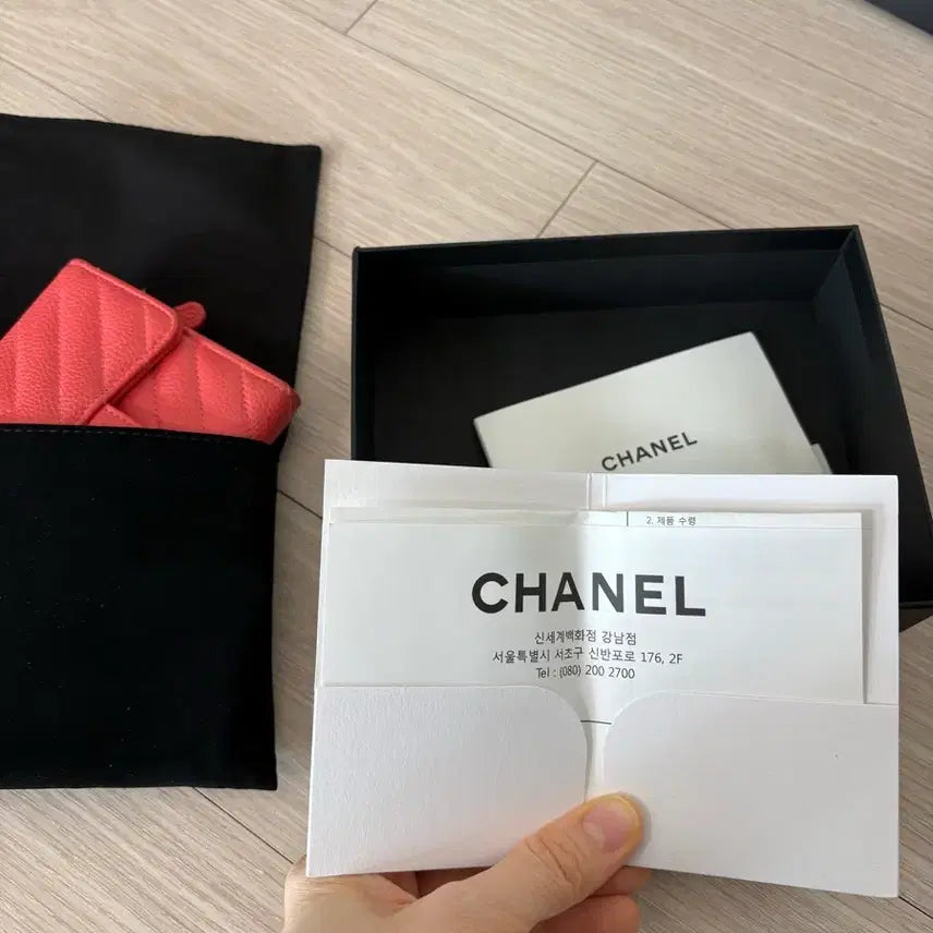 [BUNJANG] Chanel Chevron Coral Caviar Leather Wallet / 샤넬 쉐브론 코랄 캐비어 반지갑 풀박스