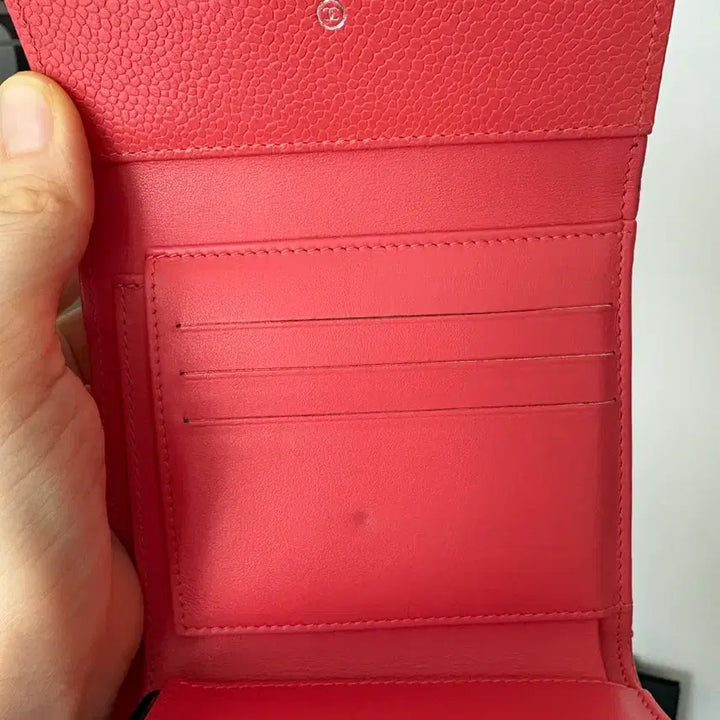 [BUNJANG] Chanel Chevron Coral Caviar Leather Wallet / 샤넬 쉐브론 코랄 캐비어 반지갑 풀박스