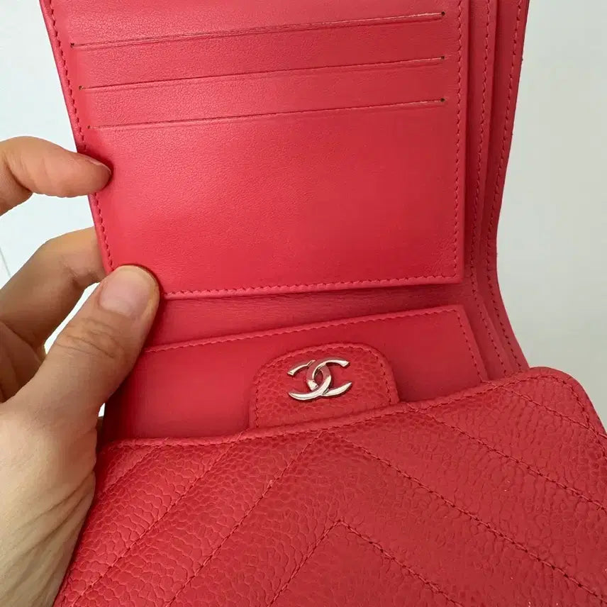 [BUNJANG] Chanel Chevron Coral Caviar Leather Wallet / 샤넬 쉐브론 코랄 캐비어 반지갑 풀박스