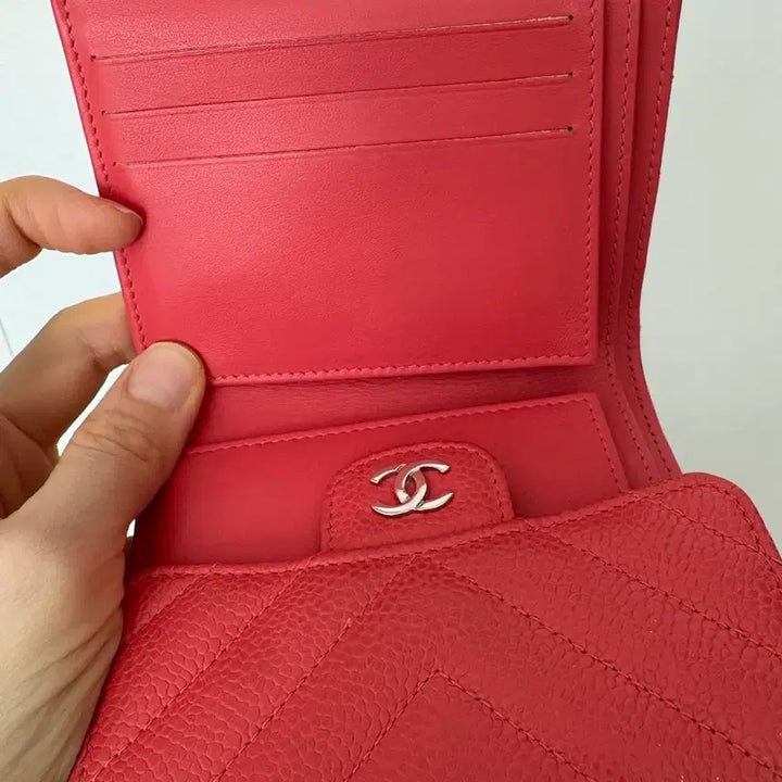 [BUNJANG] Chanel Chevron Coral Caviar Leather Wallet / 샤넬 쉐브론 코랄 캐비어 반지갑 풀박스