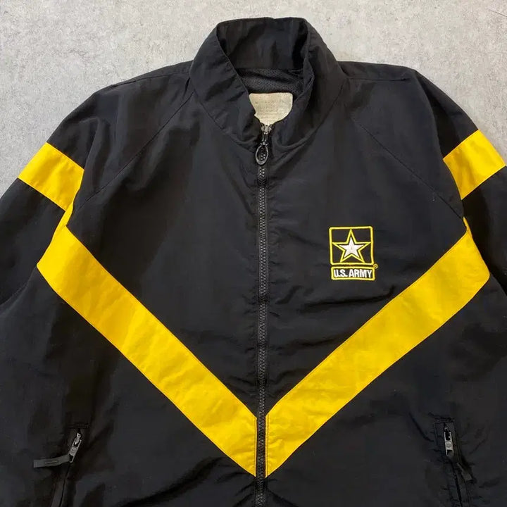 [BUNJANG] U.S. Army APFU Windbreaker Jacket / [M] U.S.ARMY 미군 APFU 윈드브레이커