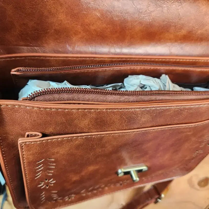 [BUNJANG] Eco Susi Vegan Leather Messenger Bag / 에코수시 비건가죽 메신저백