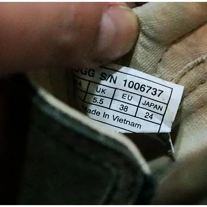[BUNJANG] UGG Suede Leather Slip-ons (Brown, 240mm) / 호주 UGG 어그 스웨이드 레더 슬립온 (240mm)