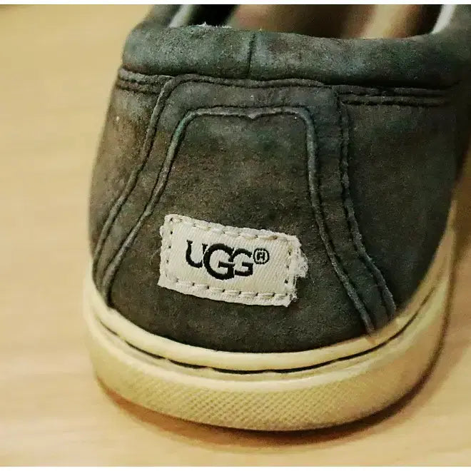 [BUNJANG] UGG Suede Leather Slip-ons (Brown, 240mm) / 호주 UGG 어그 스웨이드 레더 슬립온 (240mm)