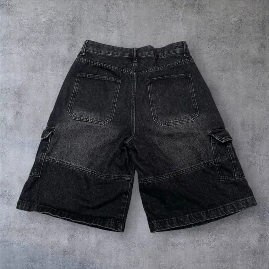 [BUNJANG] Signature Black Denim Cargo Bermuda Shorts / 시그니처 Signature 흑청 카고 버뮤다 데님팬츠 반바지 S