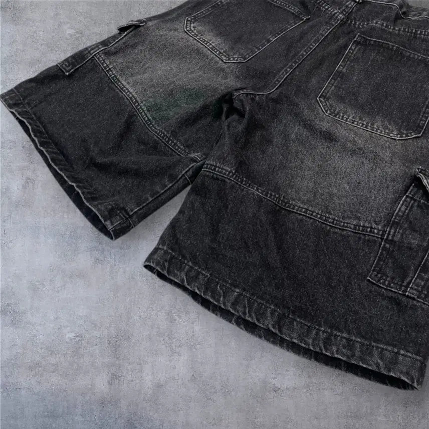 [BUNJANG] Signature Black Denim Cargo Bermuda Shorts / 시그니처 Signature 흑청 카고 버뮤다 데님팬츠 반바지 S