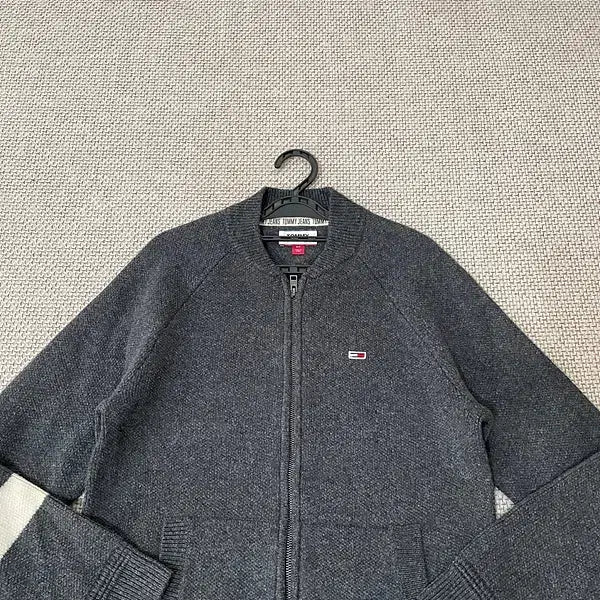 [BUNJANG] Tommy Hilfiger Blouson Knit Zip-up Jacket / S 타미힐피거 블루종 니트 집업 자켓 N.6362