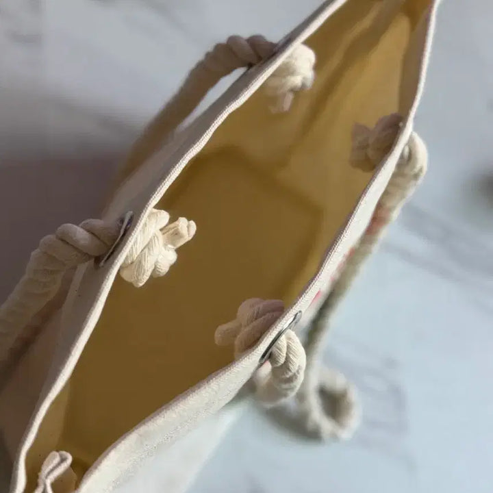 [BUNJANG] Annyeong Hal-Buji Panda Canvas Tote Bag / 안녕할부지 패키지 가방 새것