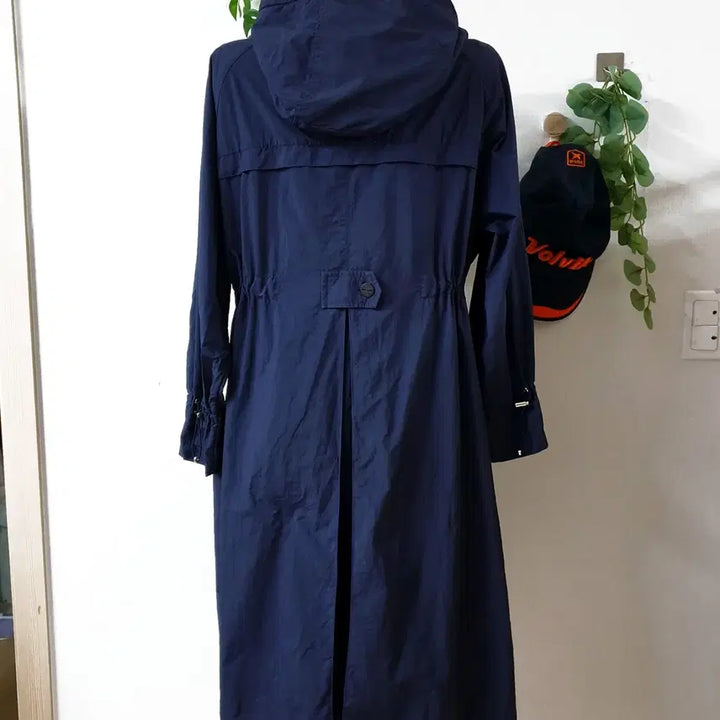 [BUNJANG] Visit 20SS Long Windbreaker Navy / 비지트 20SS 허리소매스트링 롱바람막이 55 네이비