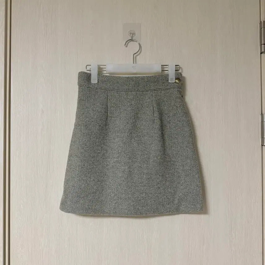[BUNJANG] Renne Melange Gray Wool Touch Gold Button Skirt S / 렌느 reine 멜란지그레이 울터치 골드버튼 스커트 S