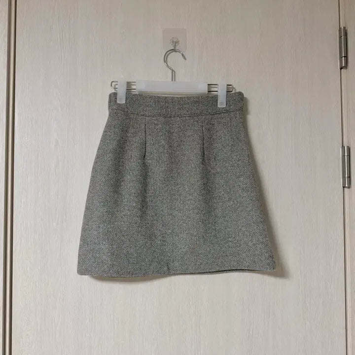 [BUNJANG] Renne Melange Gray Wool Touch Gold Button Skirt S / 렌느 reine 멜란지그레이 울터치 골드버튼 스커트 S