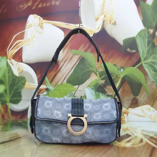 [BUNJANG] Salvatore Ferragamo Mini Bag Jacquard Leather Handbag / 구제토토 페라가모 미니백 정품 중고가방 명품 61003