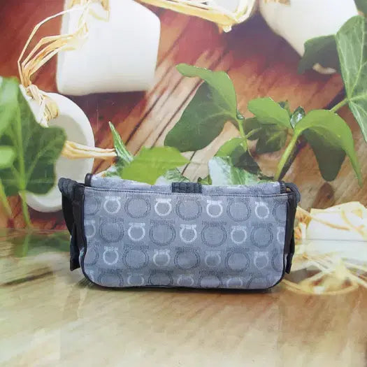 [BUNJANG] Salvatore Ferragamo Mini Bag Jacquard Leather Handbag / 구제토토 페라가모 미니백 정품 중고가방 명품 61003
