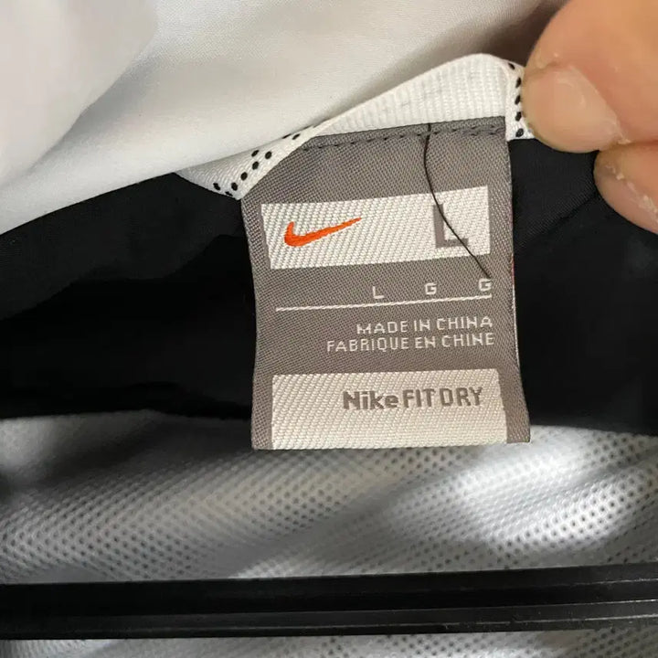 [BUNJANG] Nike Windbreaker Jacket N.7522 / L 나이키 바람막이 자켓 N.7522
