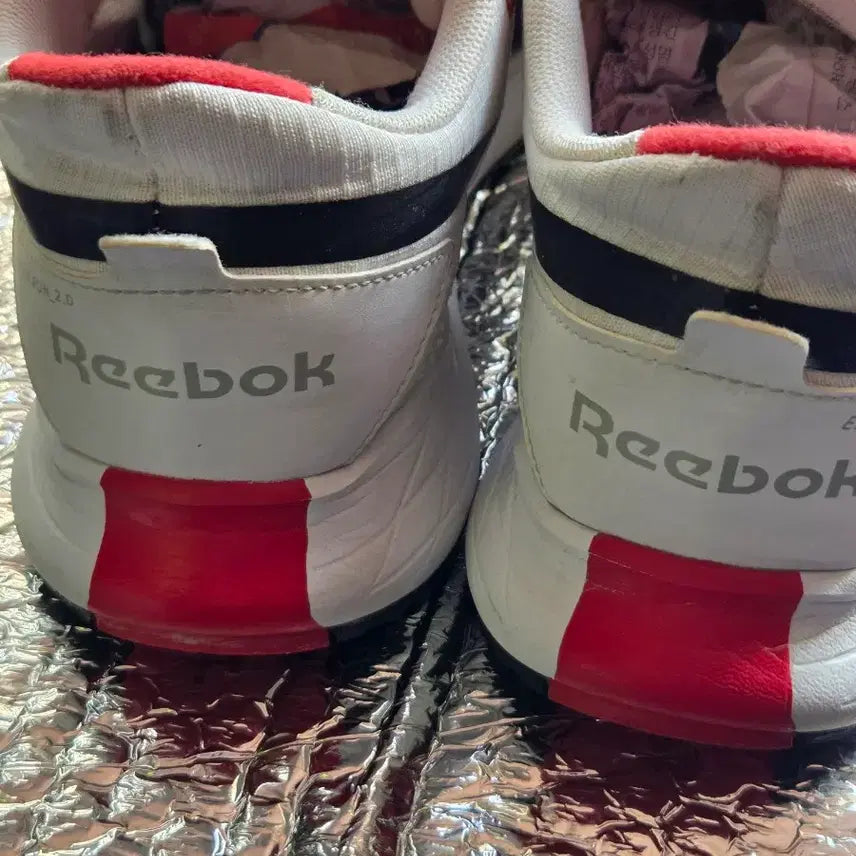 [BUNJANG] Reebok Energen Run 2.0 White Sneakers 260mm / 리복 에너겐 런 2.0 흰색 운동화 260mm