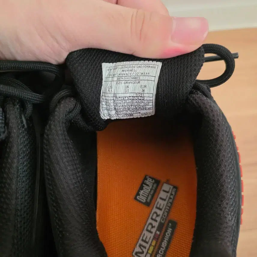 [BUNJANG] Merrell Black Gore-Tex Vibram Hiking Shoes / 메렐 검정색 운동화 고어텍스 비브람창 225