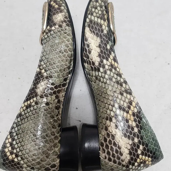 [SOLD OUT] 235 Limiti 스퀘어 뱀피 플랫 슈즈