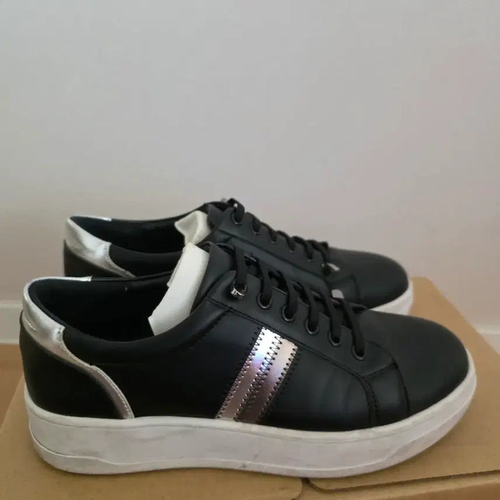 [BUNJANG] Black Leather Sneakers / 블랙 레더 스니커즈 운동화245