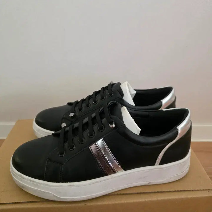 [BUNJANG] Black Leather Sneakers / 블랙 레더 스니커즈 운동화245