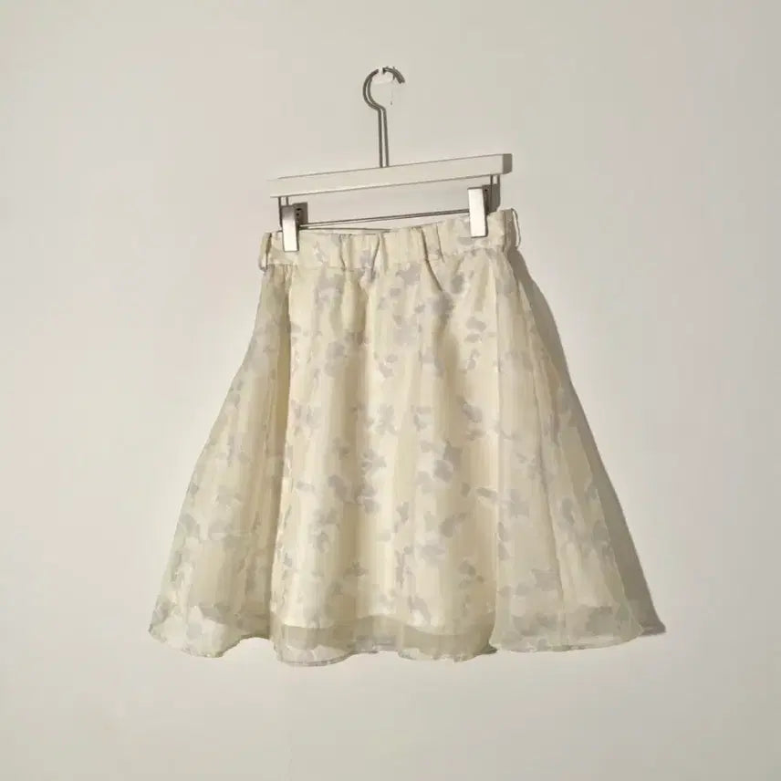 [BUNJANG] Ivory Floral Pattern Flare Mini Skirt / 아이보리 플라워 꽃 플로럴 패턴 밴딩 플레어 미니 치마 스커트