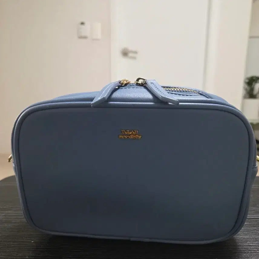 [BUNJANG] DLAB Serendipity Blue Crossbody Bag / DLAB Serendipity 블루 크로스백