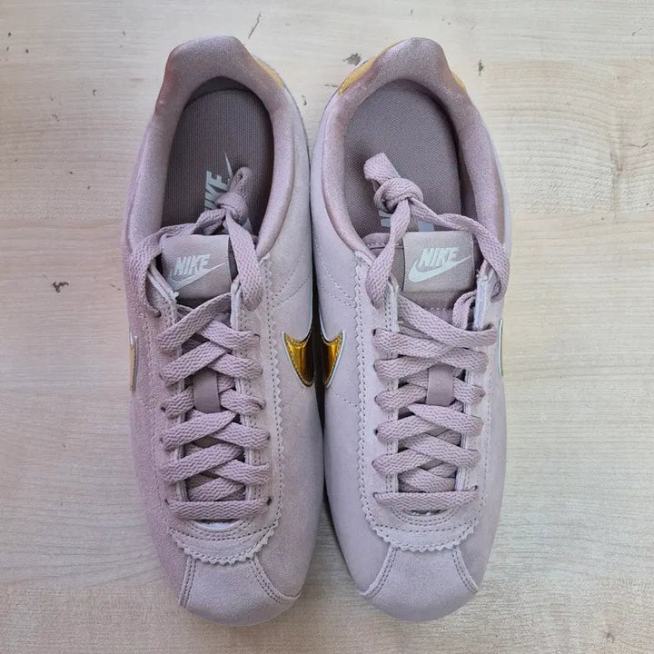 [BUNJANG] Nike Classic Cortez SE Sneakers / 나이키 클래식 코르테즈 SE 스니커즈