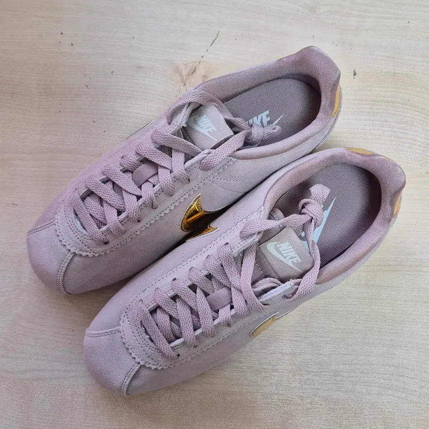 [BUNJANG] Nike Classic Cortez SE Sneakers / 나이키 클래식 코르테즈 SE 스니커즈