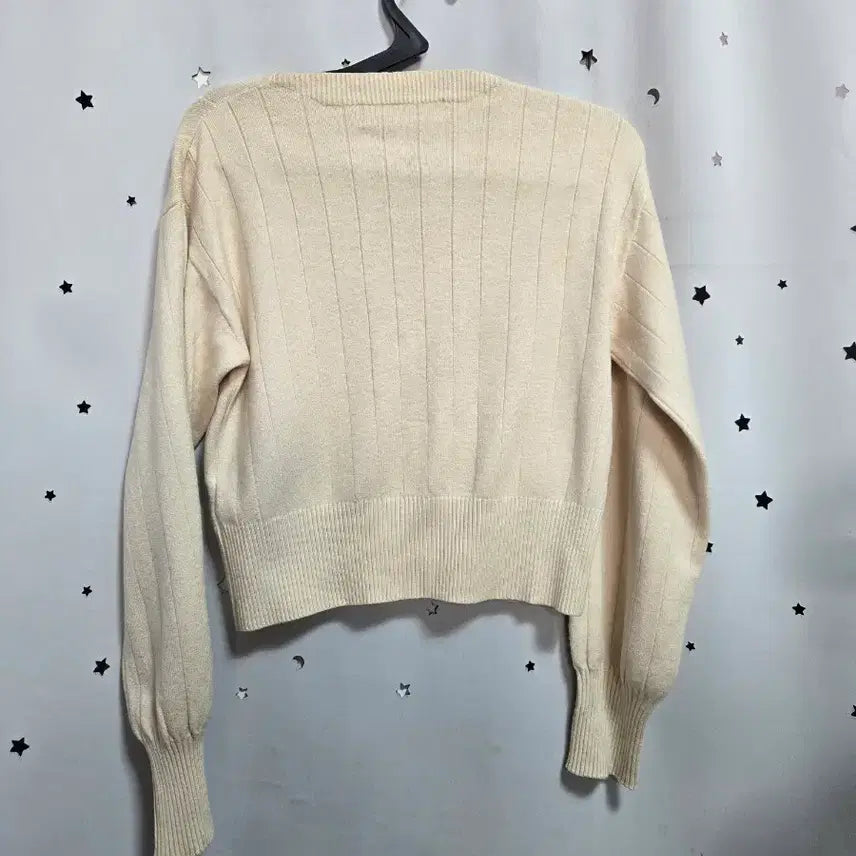 [BUNJANG] NAIN V-Neck Ribbed Knit Sweater Ivory / NAIN 나인 브이넥 골지 니트 아이보리 FREE