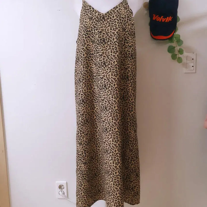 [BUNJANG] 8 Seconds Corduroy Leopard Maxi Dress / 8세컨즈 코듀로이 레오파드 나시롱원피스 55 66 F
