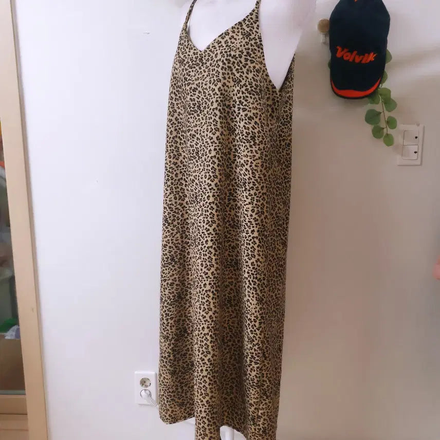[BUNJANG] 8 Seconds Corduroy Leopard Maxi Dress / 8세컨즈 코듀로이 레오파드 나시롱원피스 55 66 F