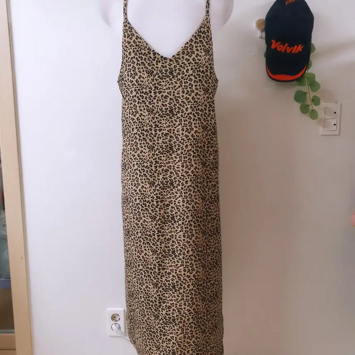 [BUNJANG] 8 Seconds Corduroy Leopard Maxi Dress / 8세컨즈 코듀로이 레오파드 나시롱원피스 55 66 F