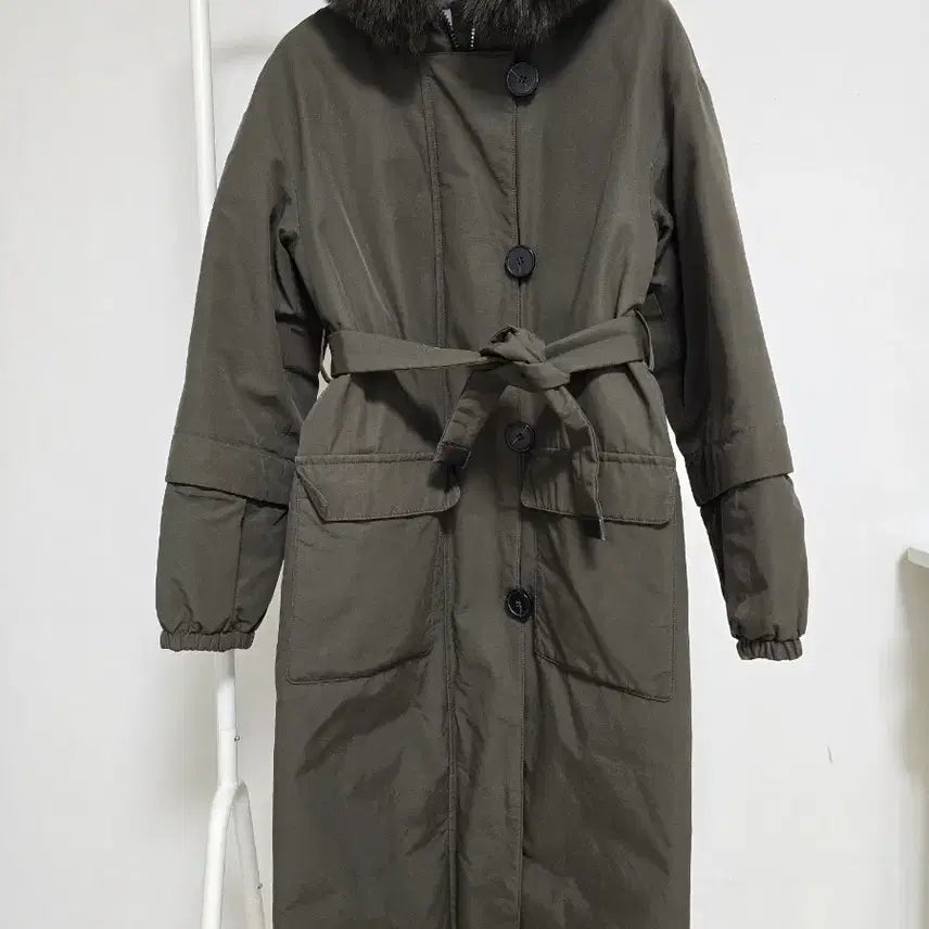 [BUNJANG] Long Khaki Padded Coat / 퍼 후드 롱 카키 패딩