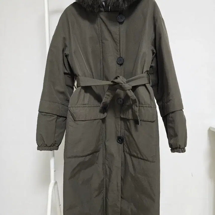 [BUNJANG] Long Khaki Padded Coat / 퍼 후드 롱 카키 패딩