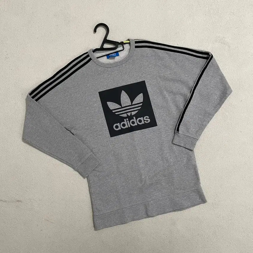 [BUNJANG] Adidas Round Neck Sweatshirt (XS) / XS 아디다스 라운드 맨투맨 B.4365