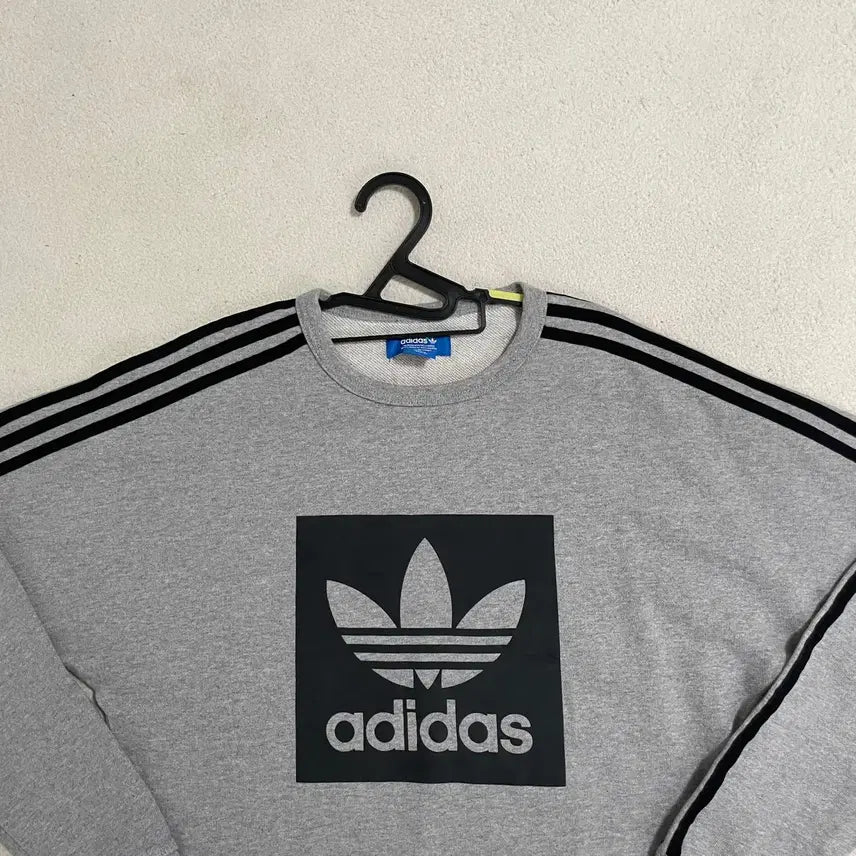 [BUNJANG] Adidas Round Neck Sweatshirt (XS) / XS 아디다스 라운드 맨투맨 B.4365